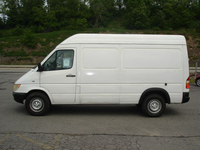 Dodge Sprinter 2500 2004 photo 1