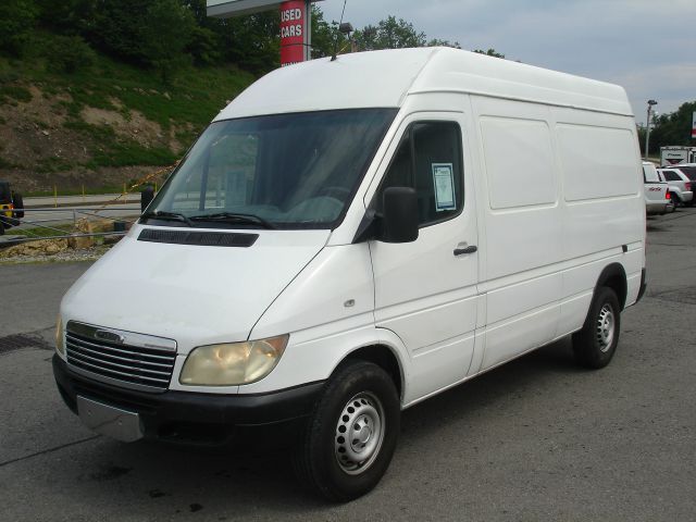 Dodge Sprinter 2500 2004 photo 22