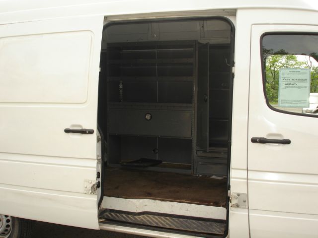 Dodge Sprinter 2500 2004 photo 27