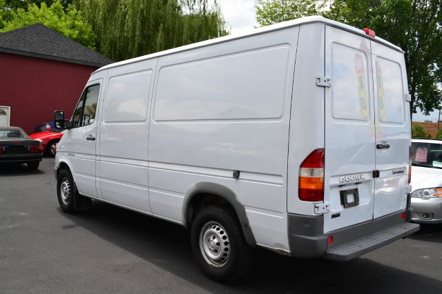 Dodge Sprinter 2500 Ml320 AWD SUV Passenger Van