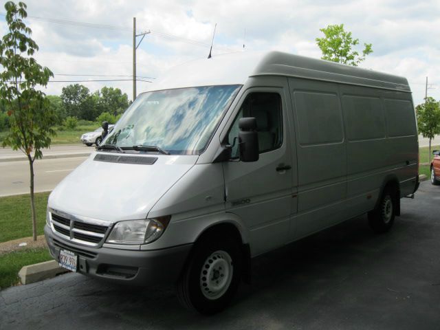 Dodge Sprinter 2500 2004 photo 1