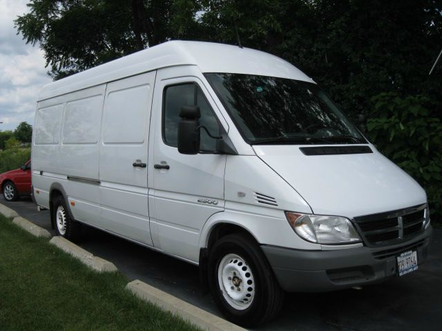 Dodge Sprinter 2500 2004 photo 3