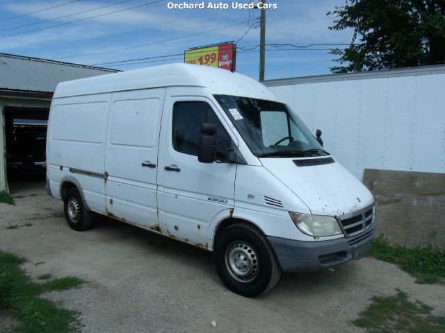 Dodge Sprinter 2500 2004 photo 4