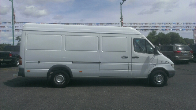 Dodge Sprinter 2500 2004 photo 1