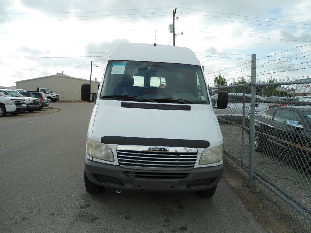 Dodge Sprinter 2500 2004 photo 1