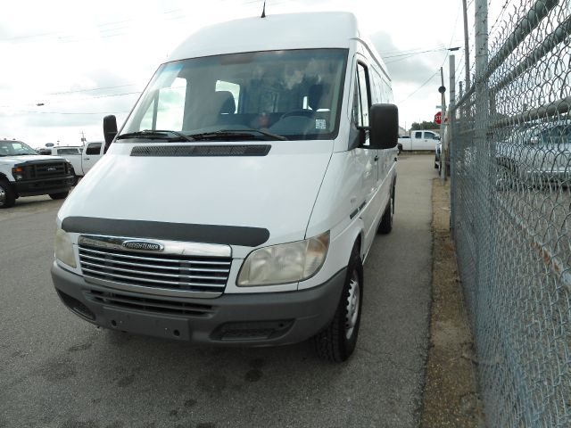 Dodge Sprinter 2500 2004 photo 3