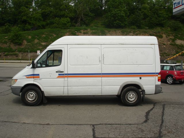 Dodge Sprinter 2500 2004 photo 1