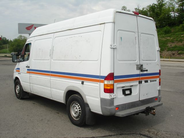 Dodge Sprinter 2500 2004 photo 14