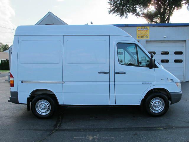 Dodge Sprinter 2500 2005 photo 4