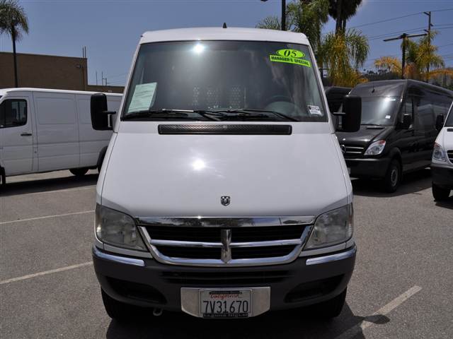 Dodge Sprinter 2500 2005 photo 1