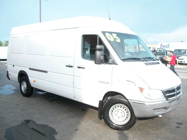 Dodge Sprinter 2500 2005 photo 13