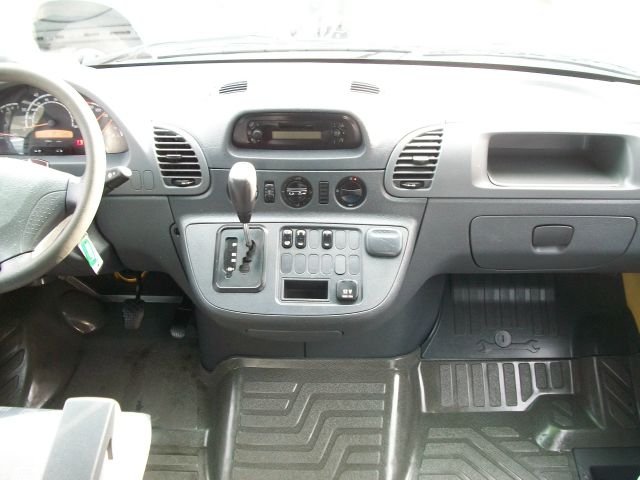 Dodge Sprinter 2500 2005 photo 19