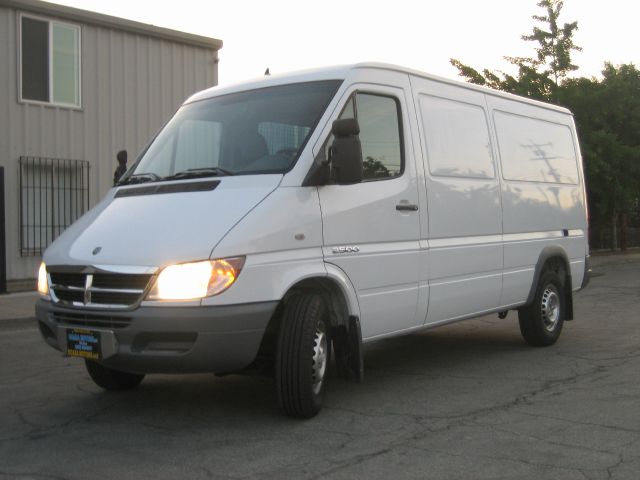 Dodge Sprinter 2500 2005 photo 14