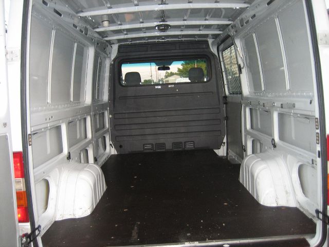 Dodge Sprinter 2500 2005 photo 9