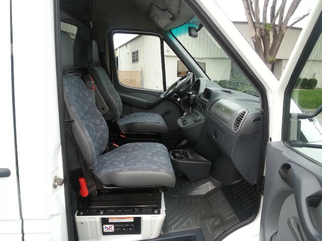 Dodge Sprinter 2500 2006 photo 2