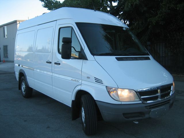 Dodge Sprinter 2500 2006 photo 2