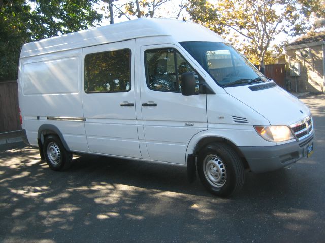 Dodge Sprinter 2500 2006 photo 2