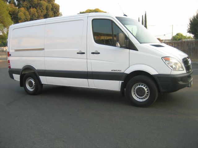 Dodge Sprinter 2500 2007 photo 2