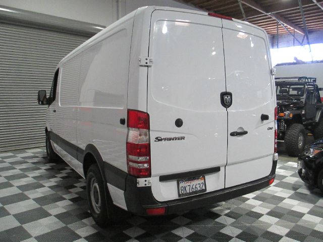 Dodge Sprinter 2500 2007 photo 2