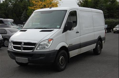 Dodge Sprinter 2500 2009 photo 2