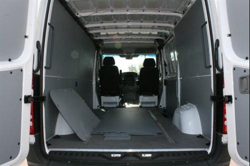 Dodge Sprinter 2500 2009 photo 3