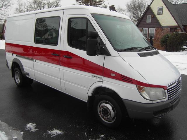 Dodge Sprinter 3500 2005 photo 2