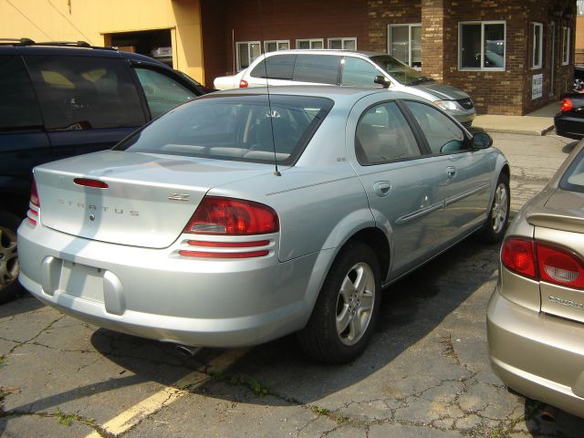 Dodge Stratus 2001 photo 2