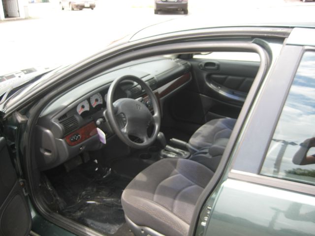 Dodge Stratus 2001 photo 2