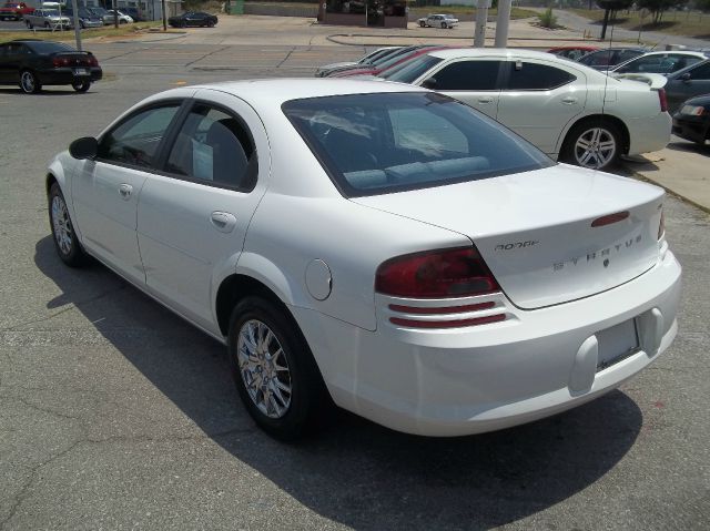 Dodge Stratus 2002 photo 2