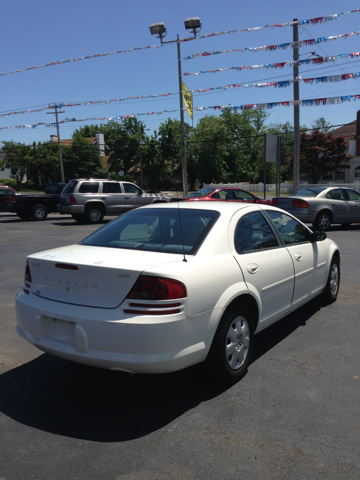 Dodge Stratus 2002 photo 2