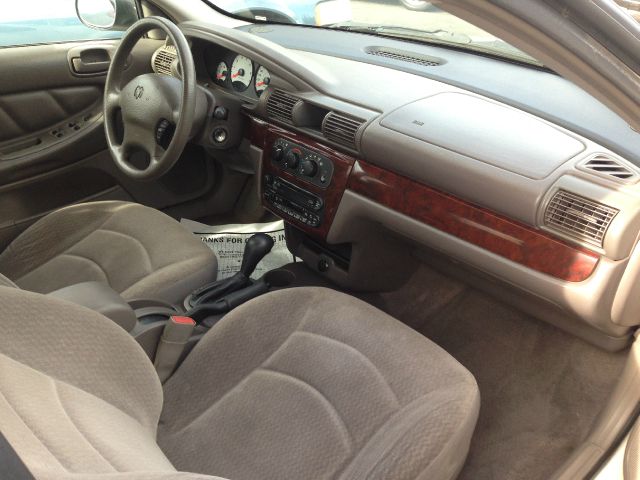 Dodge Stratus 2002 photo 8