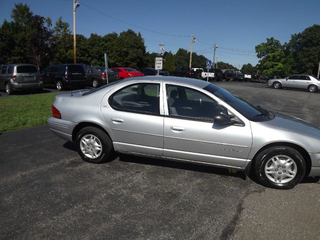 Dodge Stratus 2002 photo 2