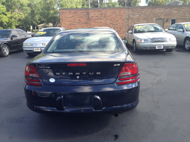 Dodge Stratus 2003 photo 1