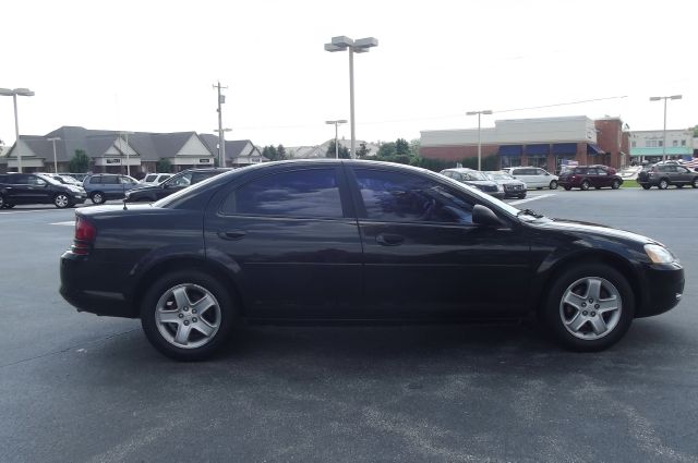 Dodge Stratus GLS AT Sedan