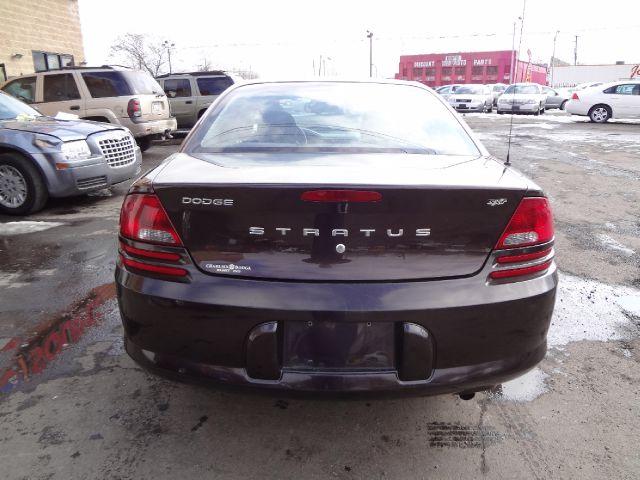 Dodge Stratus 2004 photo 1