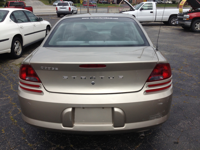 Dodge Stratus 2004 photo 2