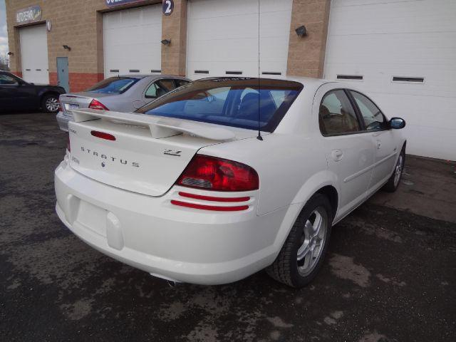 Dodge Stratus 2004 photo 5