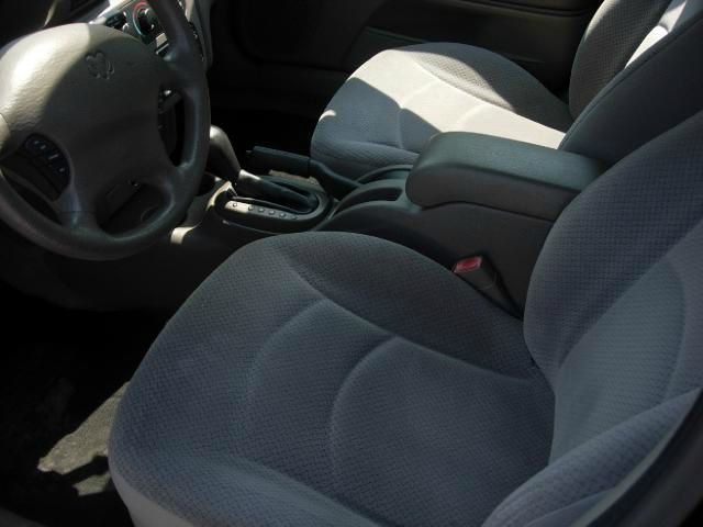 Dodge Stratus 2004 photo 2