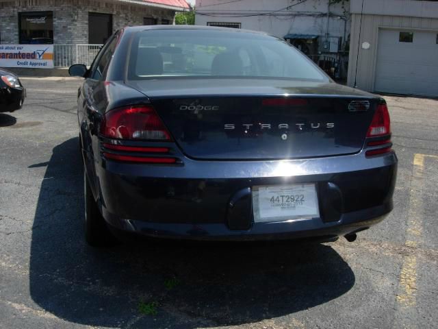 Dodge Stratus 2004 photo 4