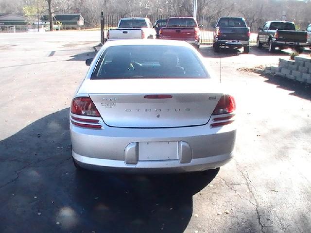 Dodge Stratus 2004 photo 4