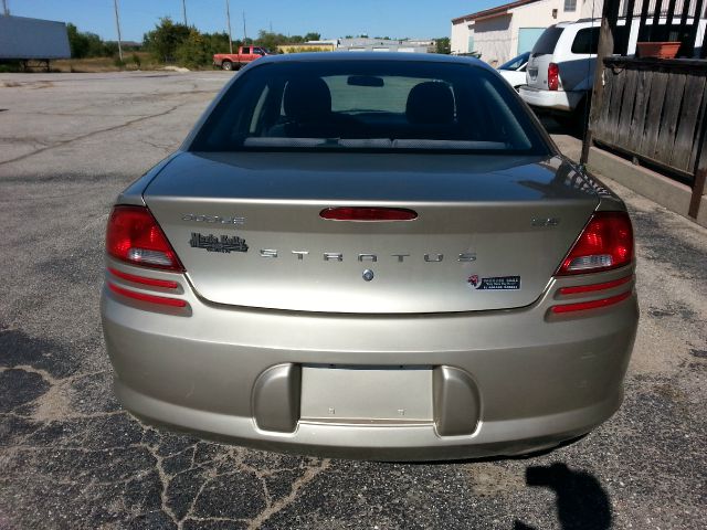 Dodge Stratus 2004 photo 2