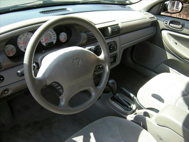 Dodge Stratus 2004 photo 2