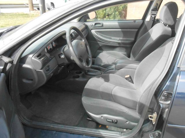 Dodge Stratus 2004 photo 18