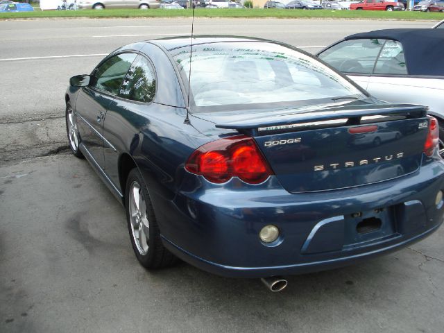 Dodge Stratus 2004 photo 1