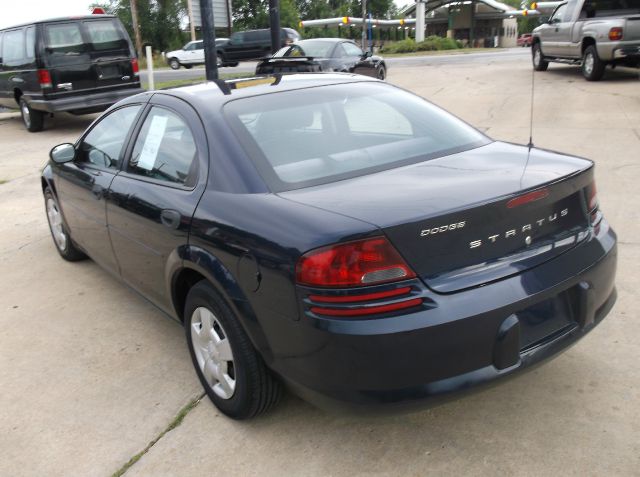 Dodge Stratus 2004 photo 2