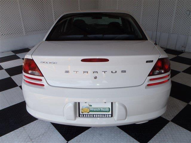 Dodge Stratus 2005 photo 23