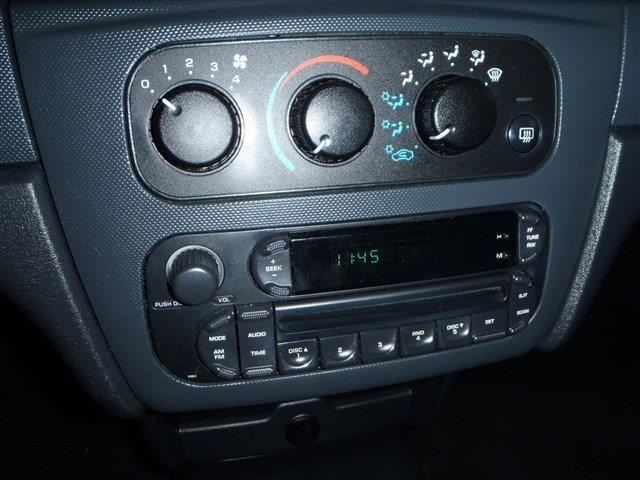 Dodge Stratus 2005 photo 8