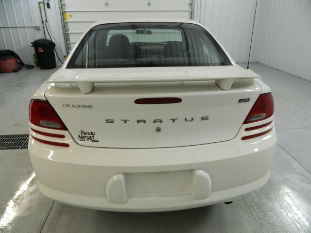 Dodge Stratus 2005 photo 2