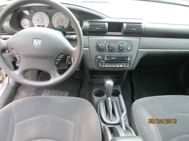 Dodge Stratus 2005 photo 9