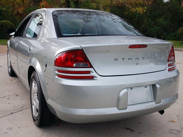 Dodge Stratus 2005 photo 4